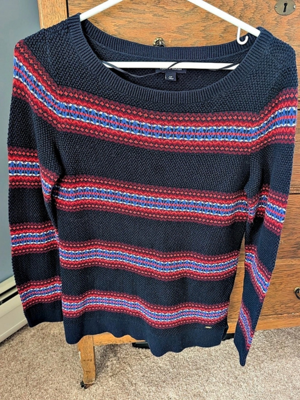 Tommy Hilfiger Striped Crewneck Sweater in Blue & Red Size Small